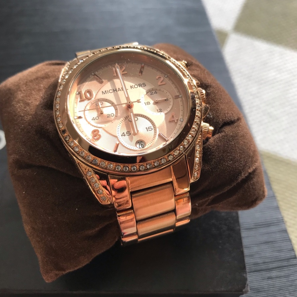 Michael Kors Blair Women’s Rose Gold Rhinestone Bracelet Watch